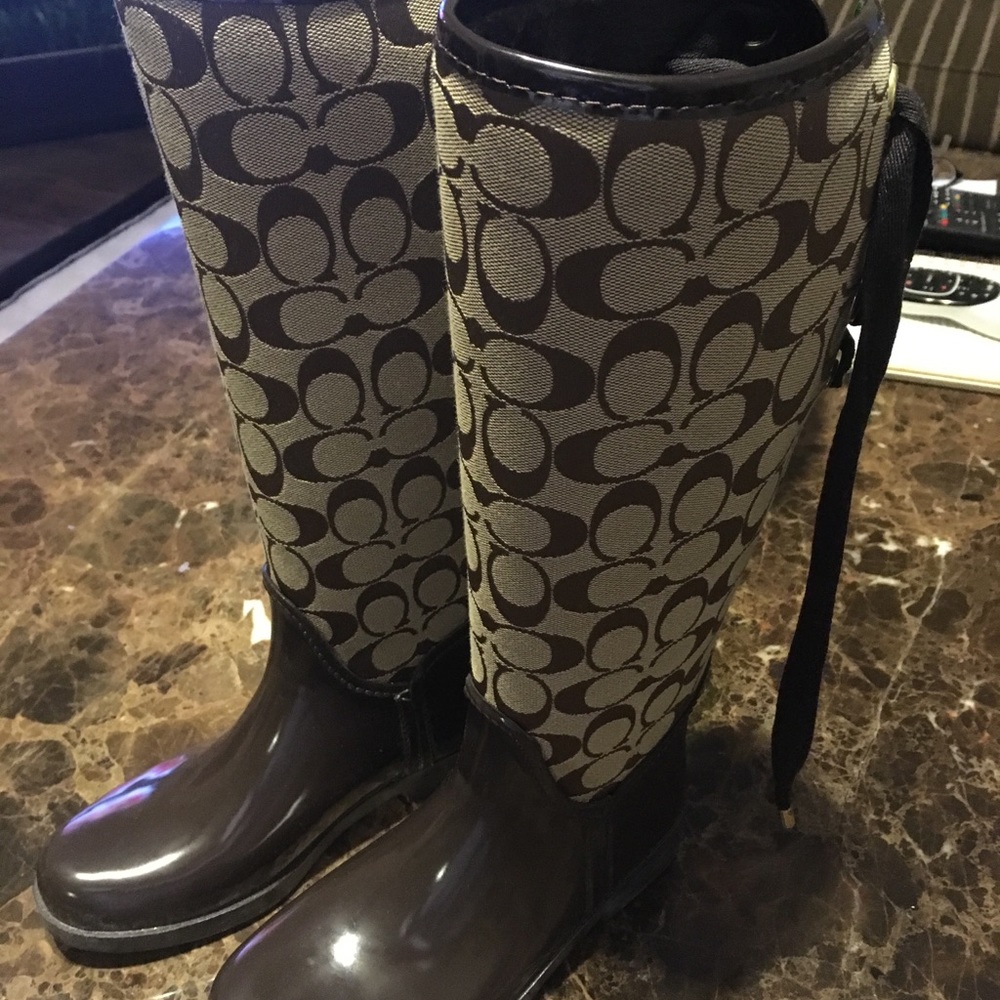 Coach Tristee Signature Jacquard boots Size 5